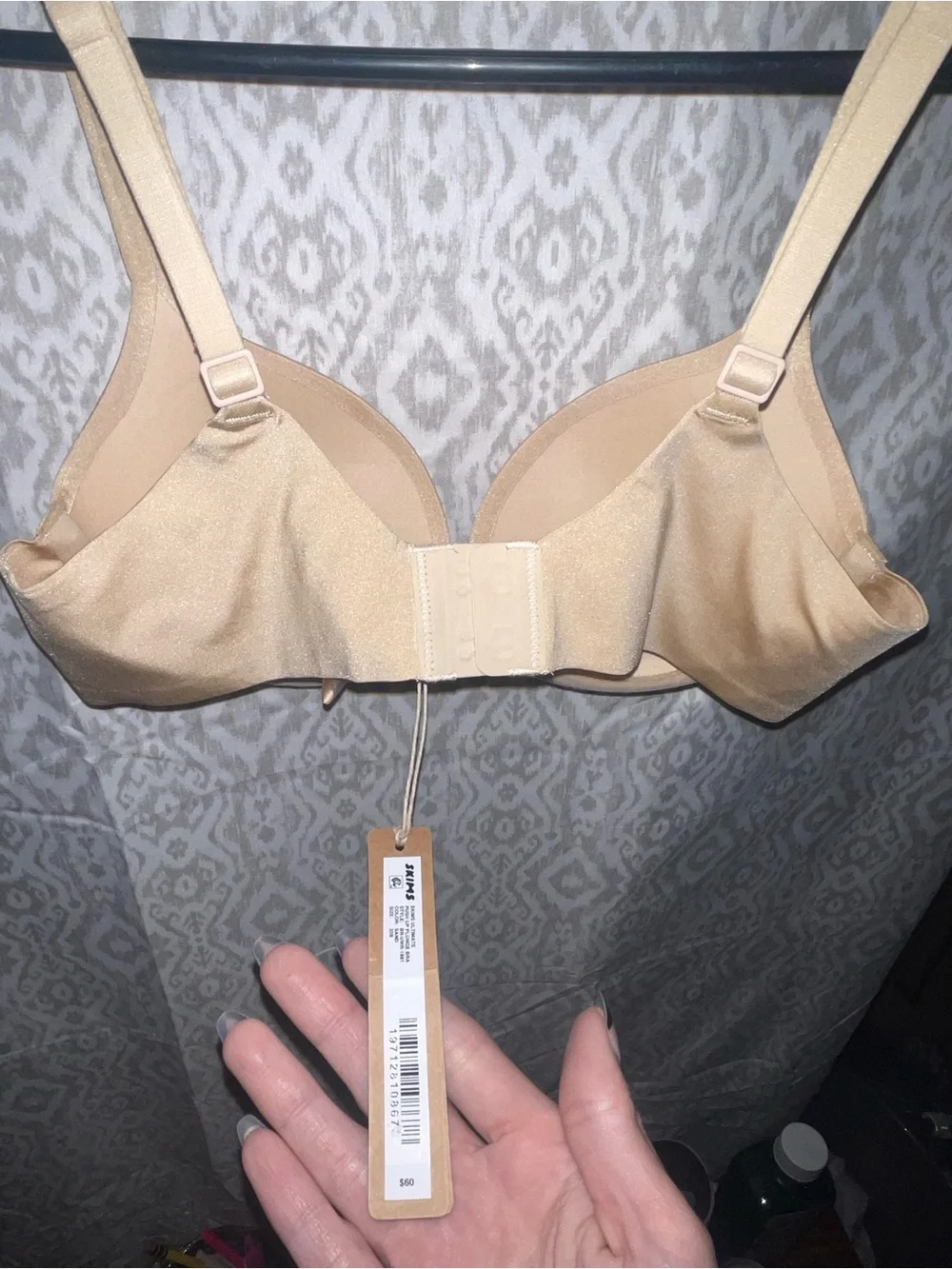 Skims Ultimate Push-up Plunge Bra - Picture 9 of 9